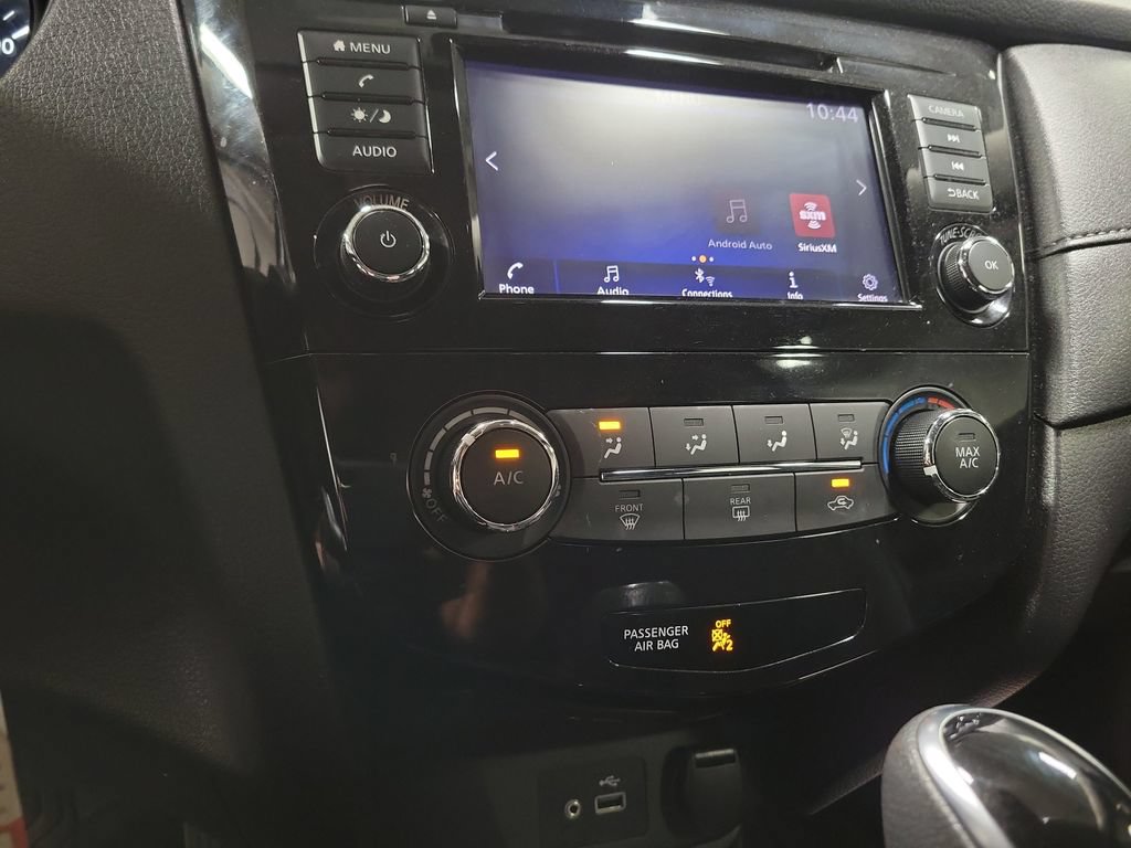 Used 2020 Nissan Rogue S AWD/4WD image 18
