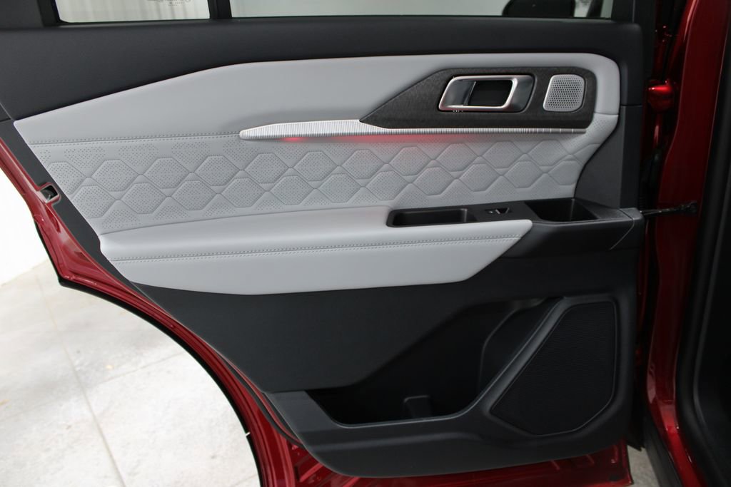New 2026 Ford Explorer Platinum AWD/4WD image 22