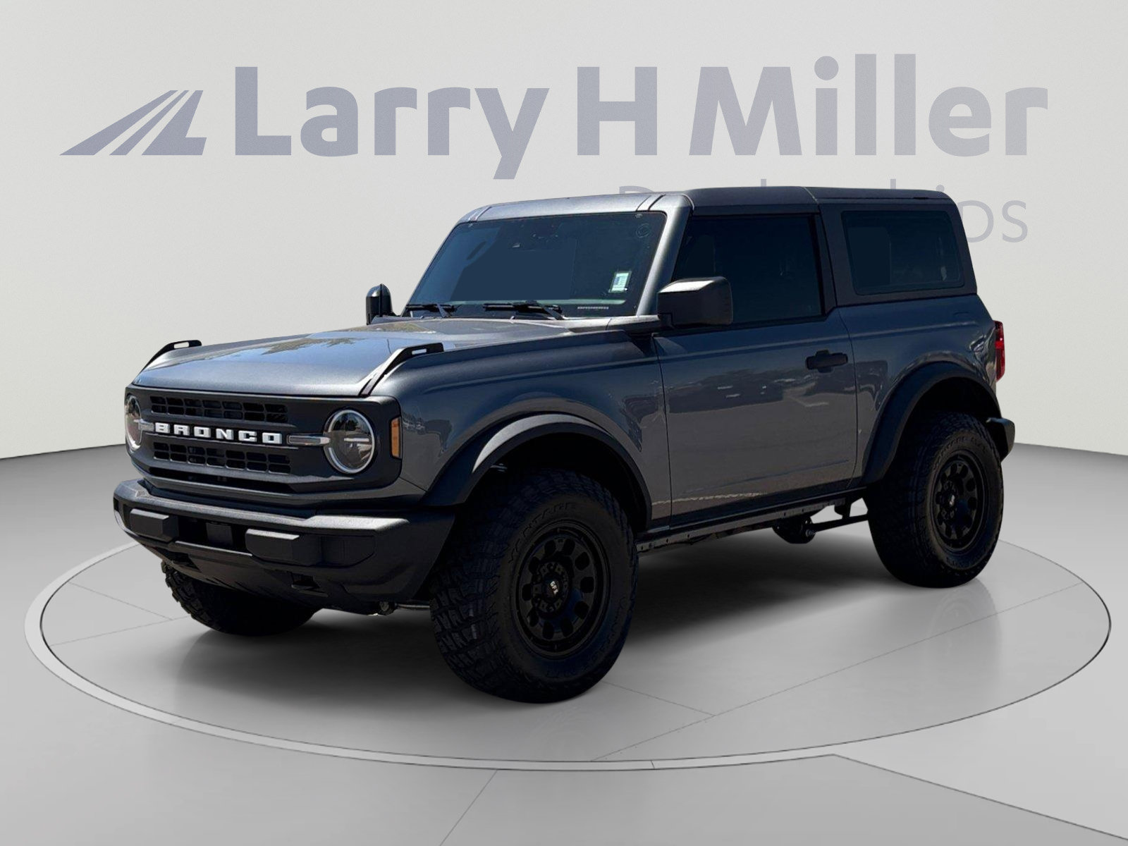 Used 2026 Ford Bronco 2-Door AWD/4WD image 1