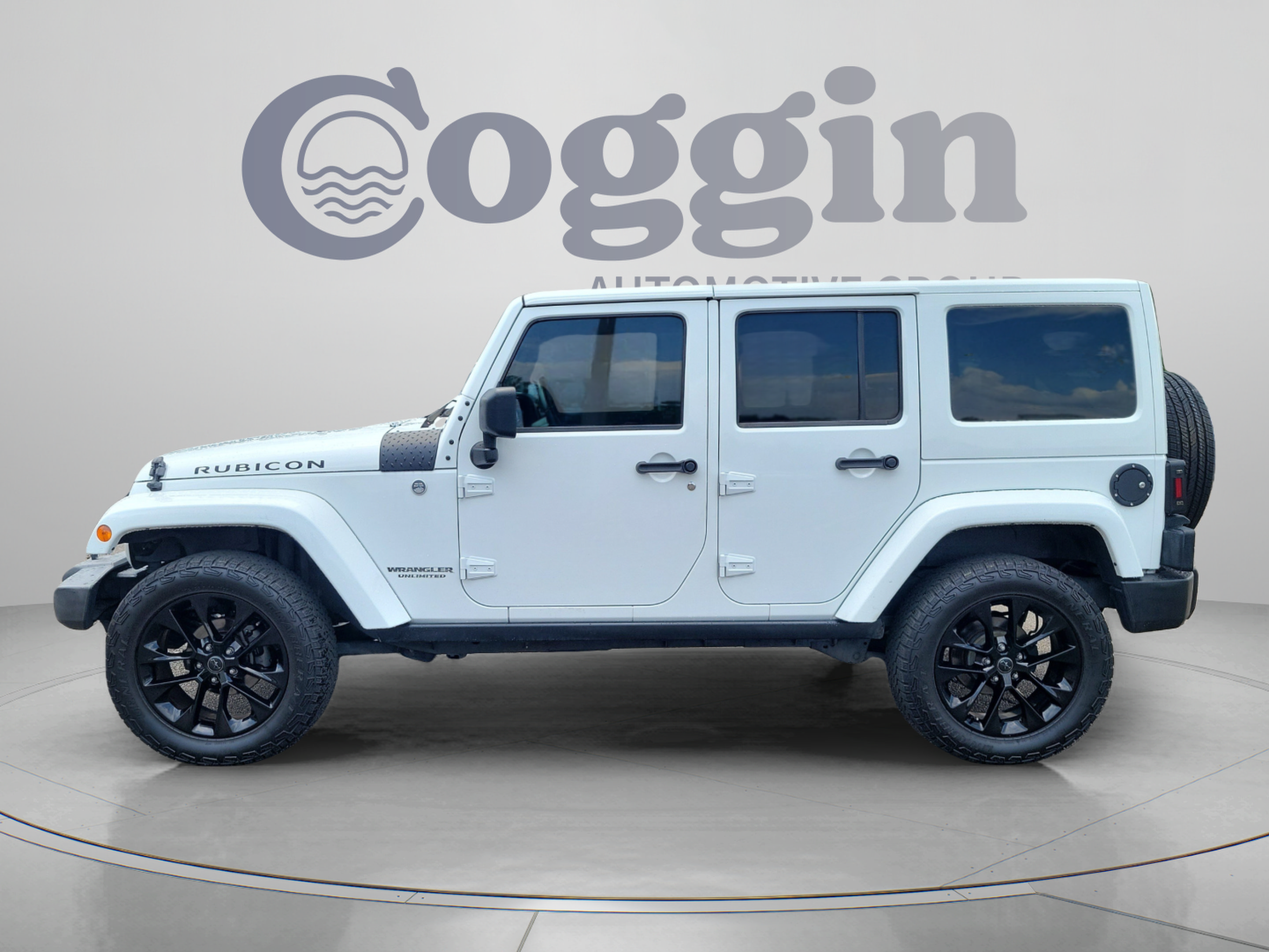 Used 2014 Jeep Wrangler Unlimited Rubicon w/ Connectivity Group AWD/4WD video 2