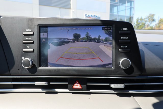 Used 2024 Hyundai Elantra SE image 9