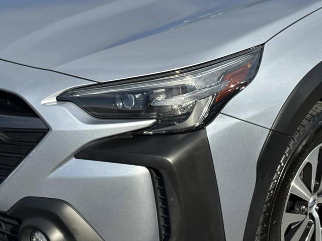 Used 2024 Subaru Outback Premium image 7