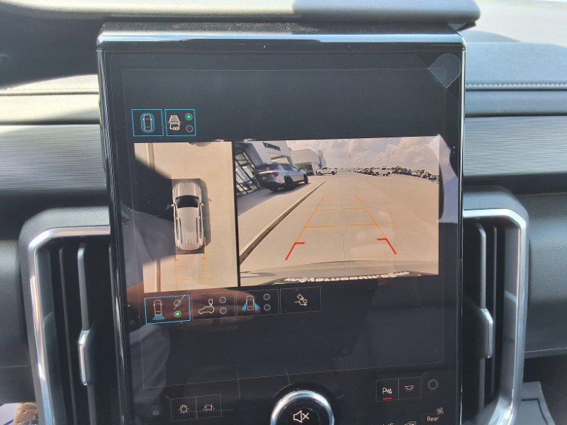 New 2025 GMC Acadia Elevation w/ Elevation Premium Package image 13
