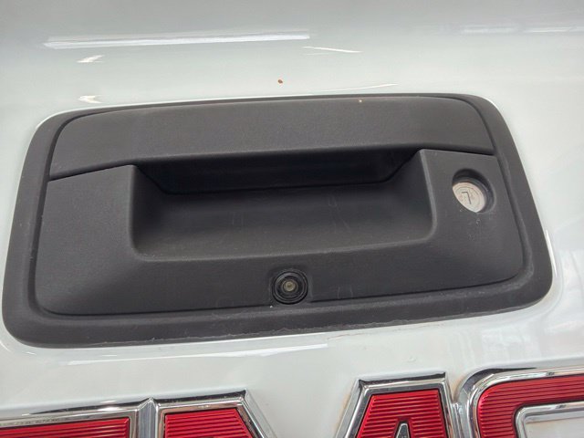 Used 2018 GMC Sierra 1500 SLE w/ SLE Value Package AWD/4WD image 7