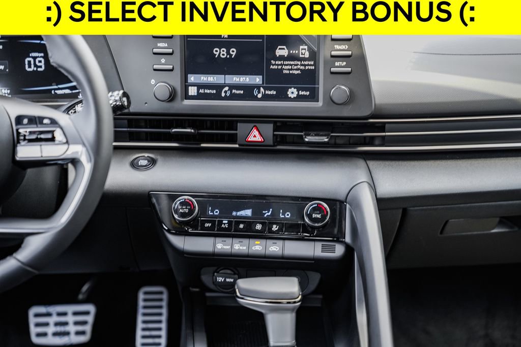 New 2025 Hyundai Elantra Sport image 17