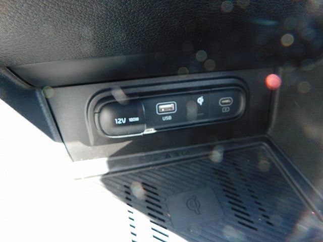 Used 2024 Kia Sportage SX image 30