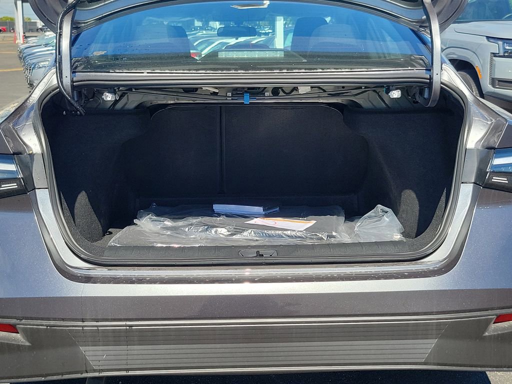 New 2026 Nissan Sentra S w/ S Cold Weather Package FWD image 16