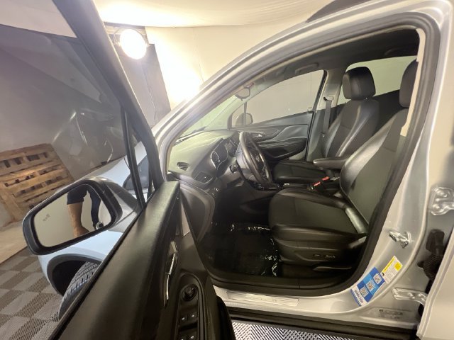 Used 2022 Buick Encore Preferred w/ Safety Package FWD image 14