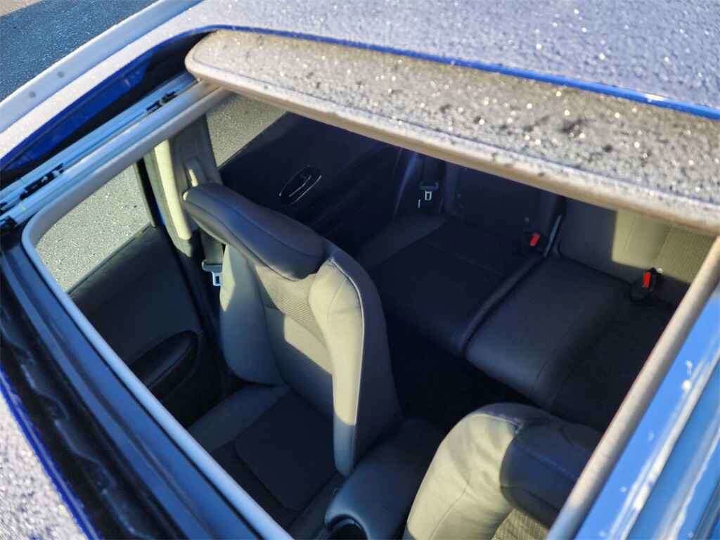 Certified 2022 Honda HR-V EX image 2