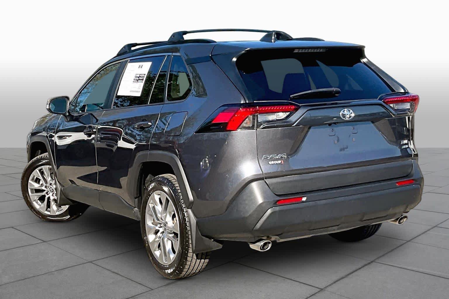Used 2023 Toyota RAV4 XLE Premium AWD/4WD image 12