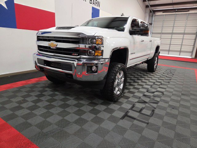 Used 2019 Chevrolet Silverado 2500 LTZ w/ Duramax Plus Package AWD/4WD image 3