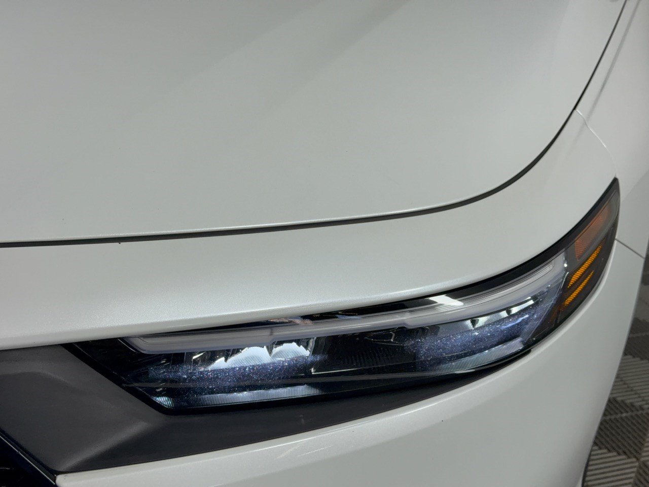 Used 2024 Honda Accord EX-L image 12