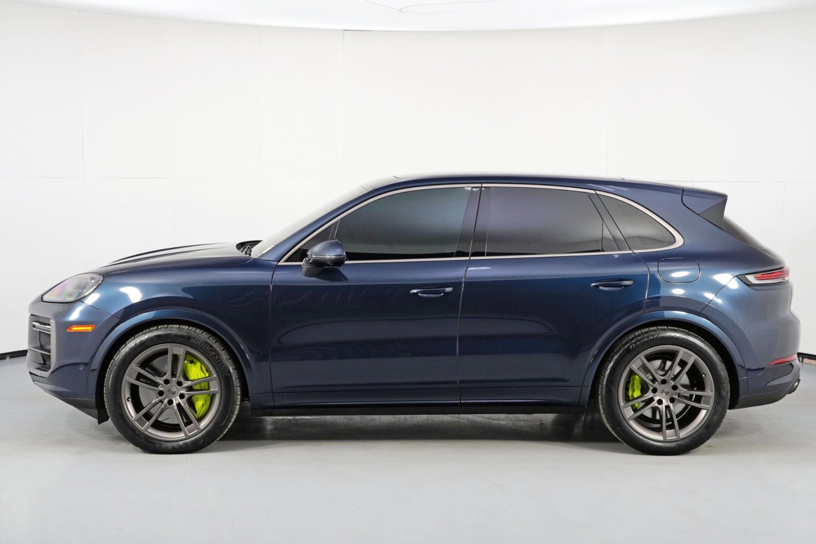 Used 2025 Porsche Cayenne Turbo image 56