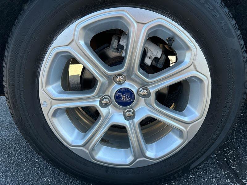 Used 2021 Ford EcoSport SE w/ SE Convenience Package FWD image 25