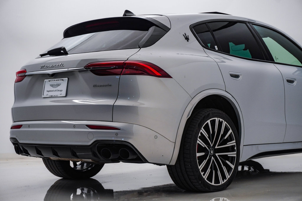 Certified 2023 Maserati Grecale Modena AWD/4WD image 12
