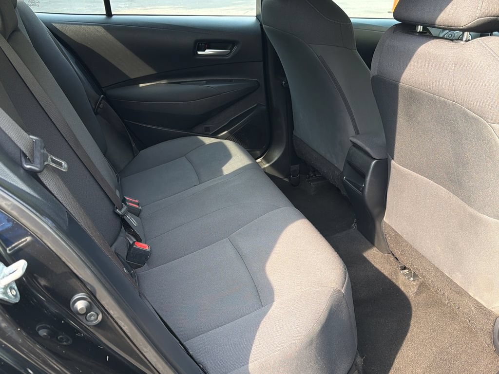 Used 2021 Toyota Corolla LE FWD image 14