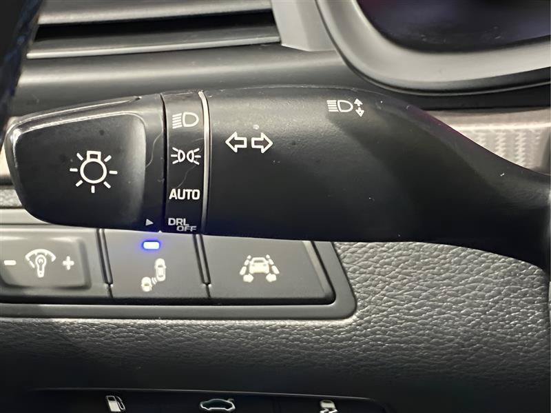 Used 2018 Hyundai Sonata Limited FWD image 23