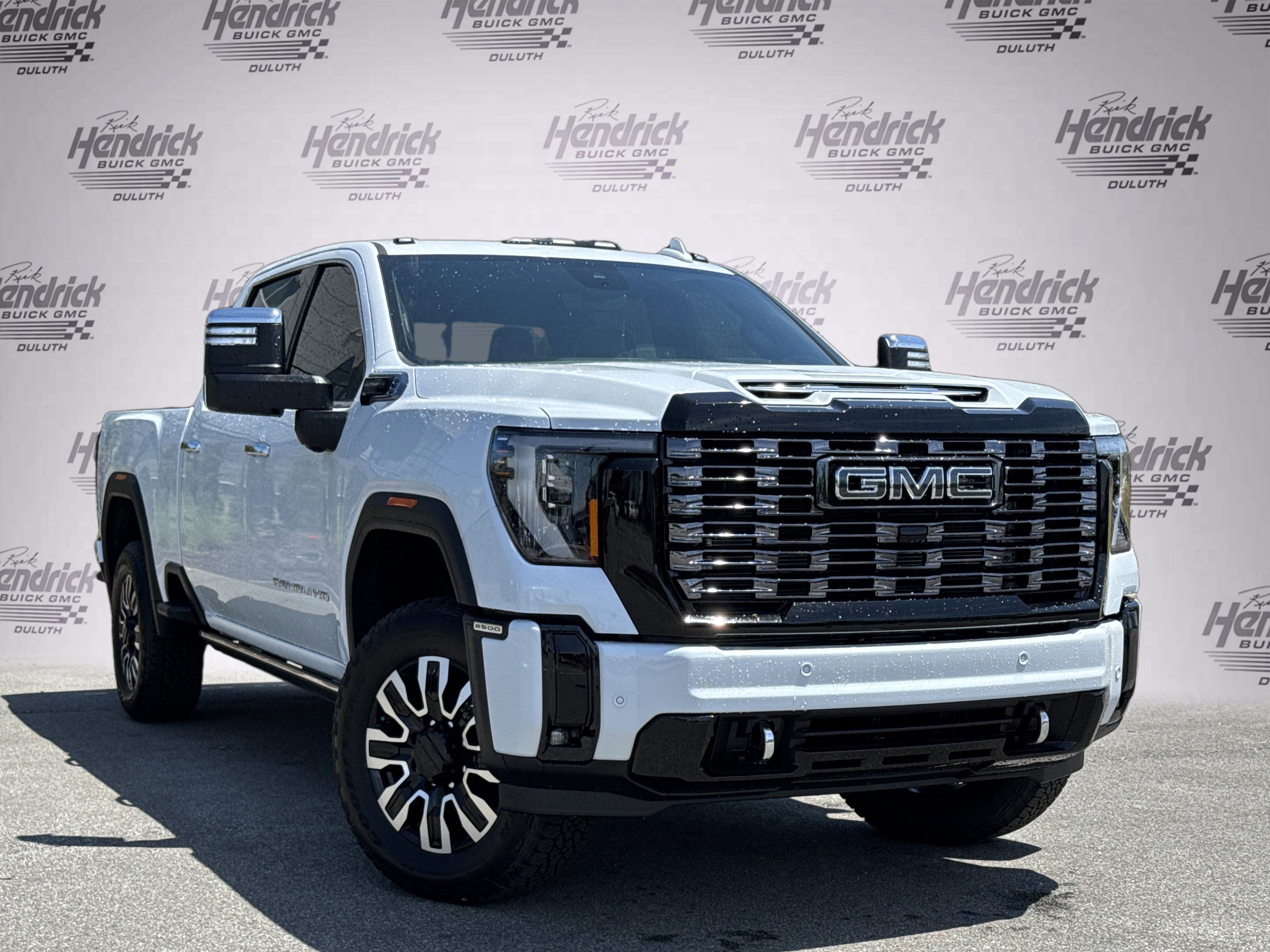 New 2026 GMC Sierra 2500 Denali Ultimate AWD/4WD image 2