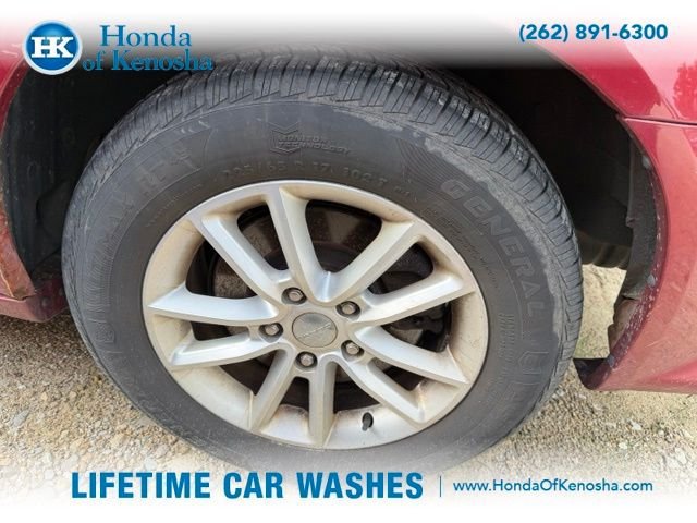 Used 2014 Dodge Grand Caravan SXT w/ UConnect Hands-Free Group FWD image 3