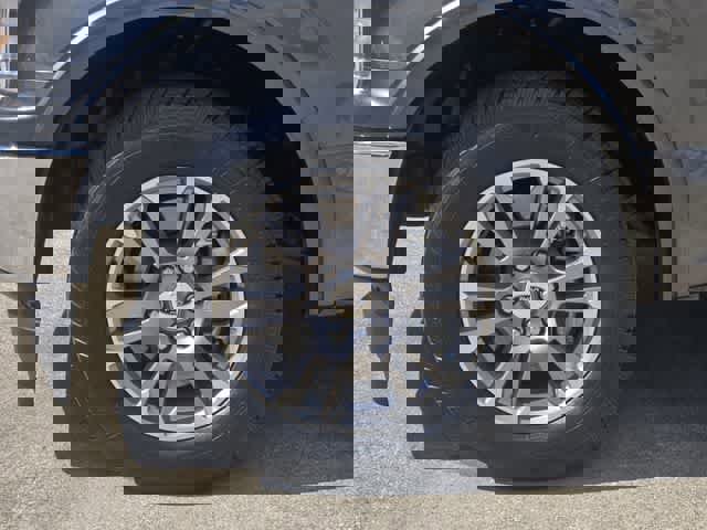 Used 2019 Ford F150 Lariat image 7