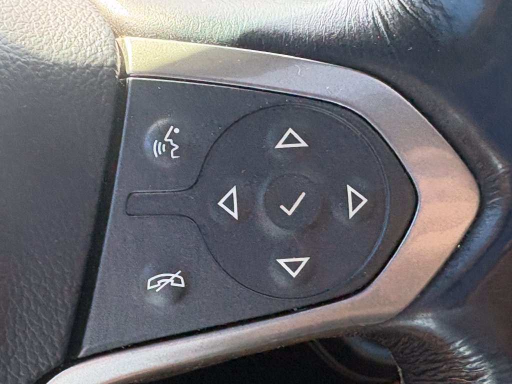 Used 2018 Chevrolet Silverado 1500 High Country AWD/4WD image 8