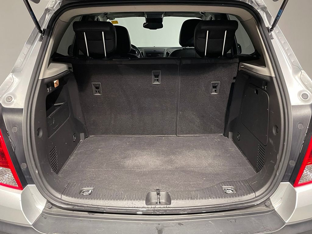 Used 2016 Chevrolet Trax LT w/ LT Convenience Package image 5