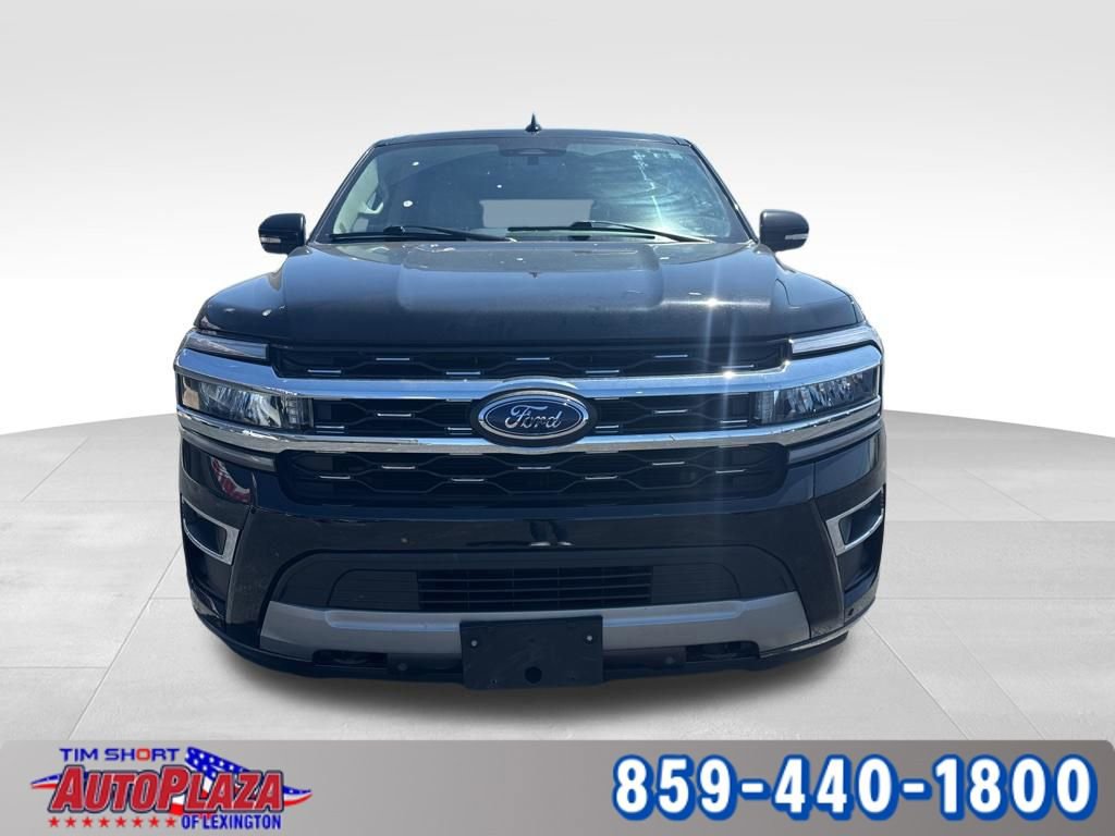 Used 2023 Ford Expedition Limited AWD/4WD image 9