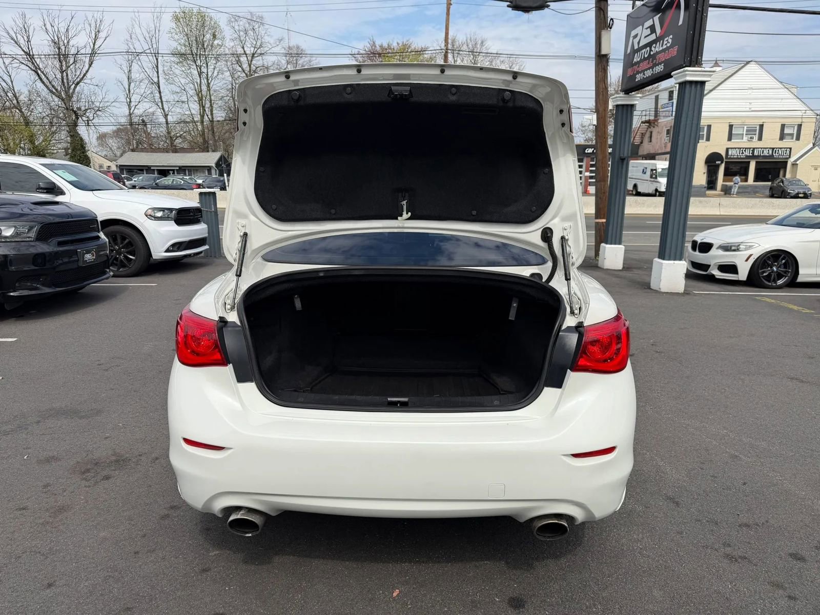 Used 2017 INFINITI Q50 Premium w/ 2.0T Premium Plus Package image 20