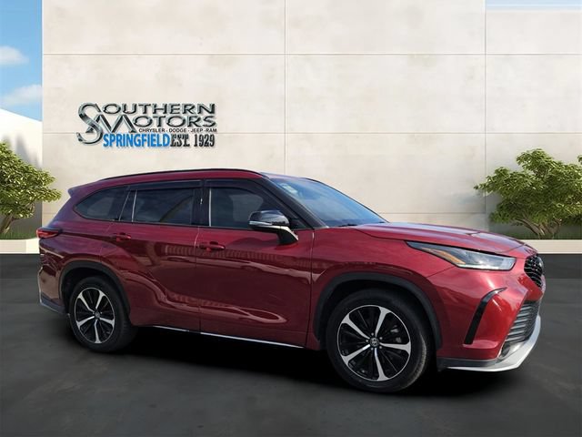 Used 2021 Toyota Highlander XSE AWD/4WD image 7