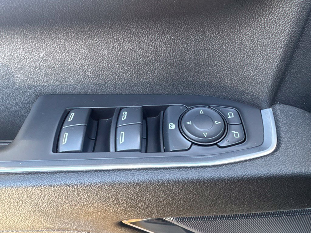 Used 2023 Chevrolet Silverado 1500 LT AWD/4WD image 28