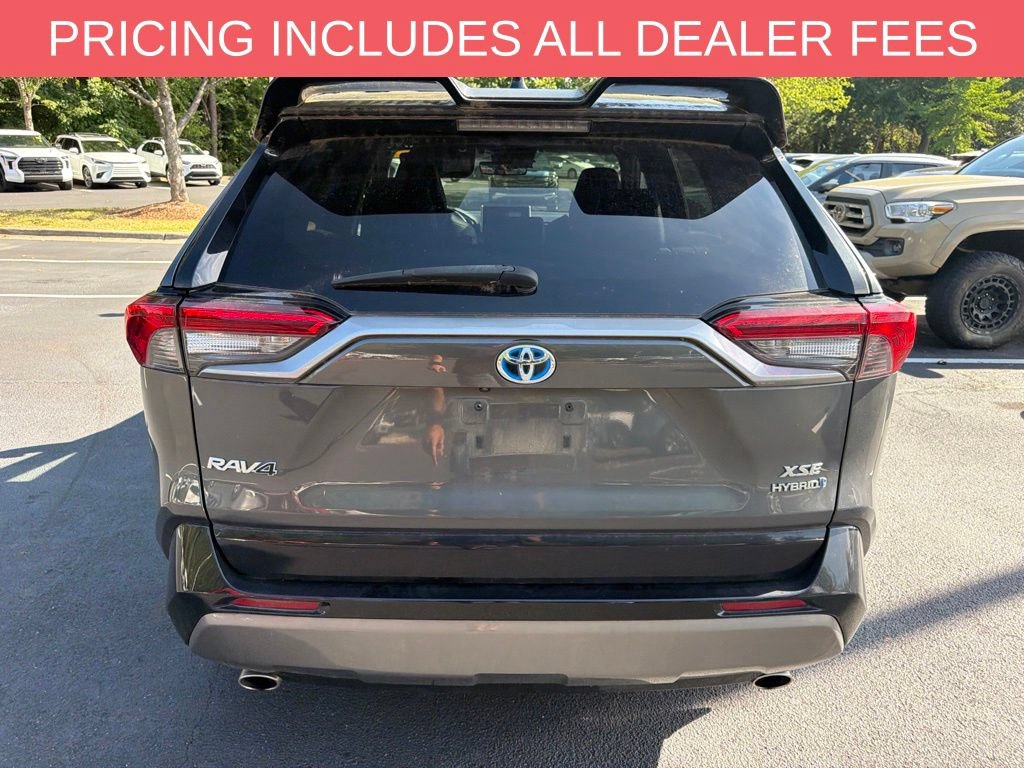 Used 2020 Toyota RAV4 XSE w/ XSE Grade Weather Package AWD/4WD image 16