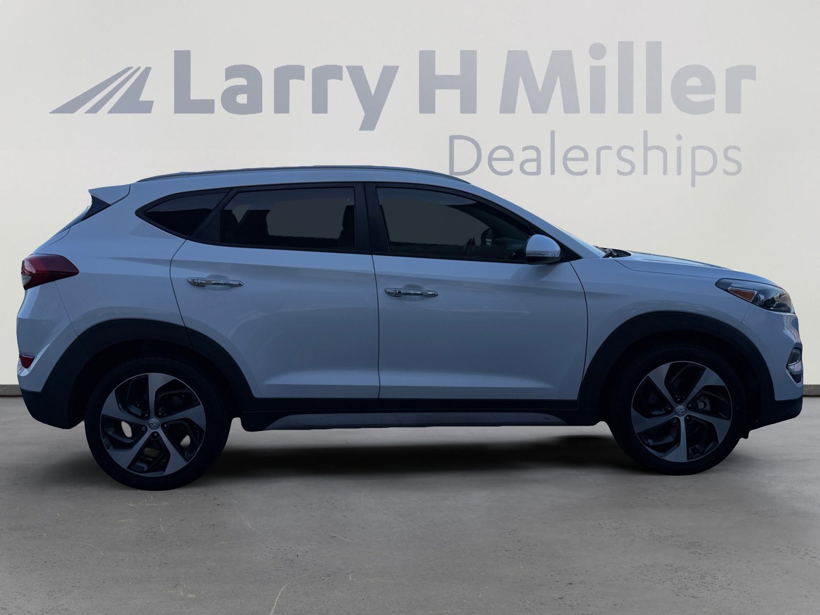Used 2017 Hyundai Tucson Limited FWD image 6