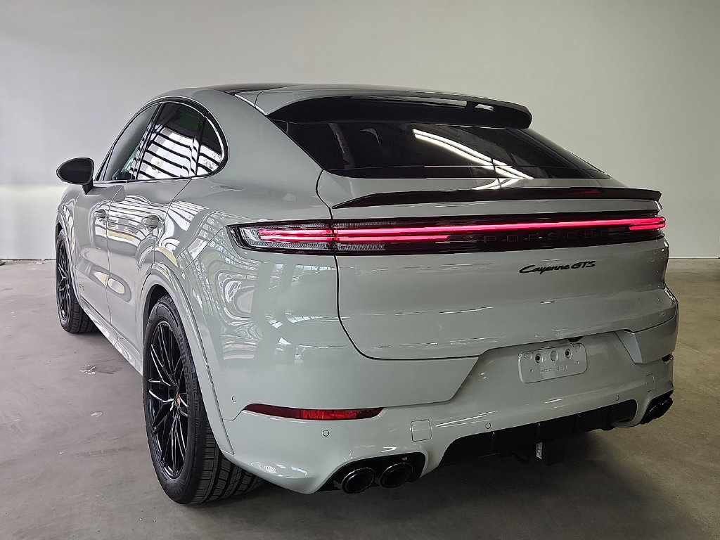 New 2026 Porsche Cayenne GTS AWD/4WD image 3