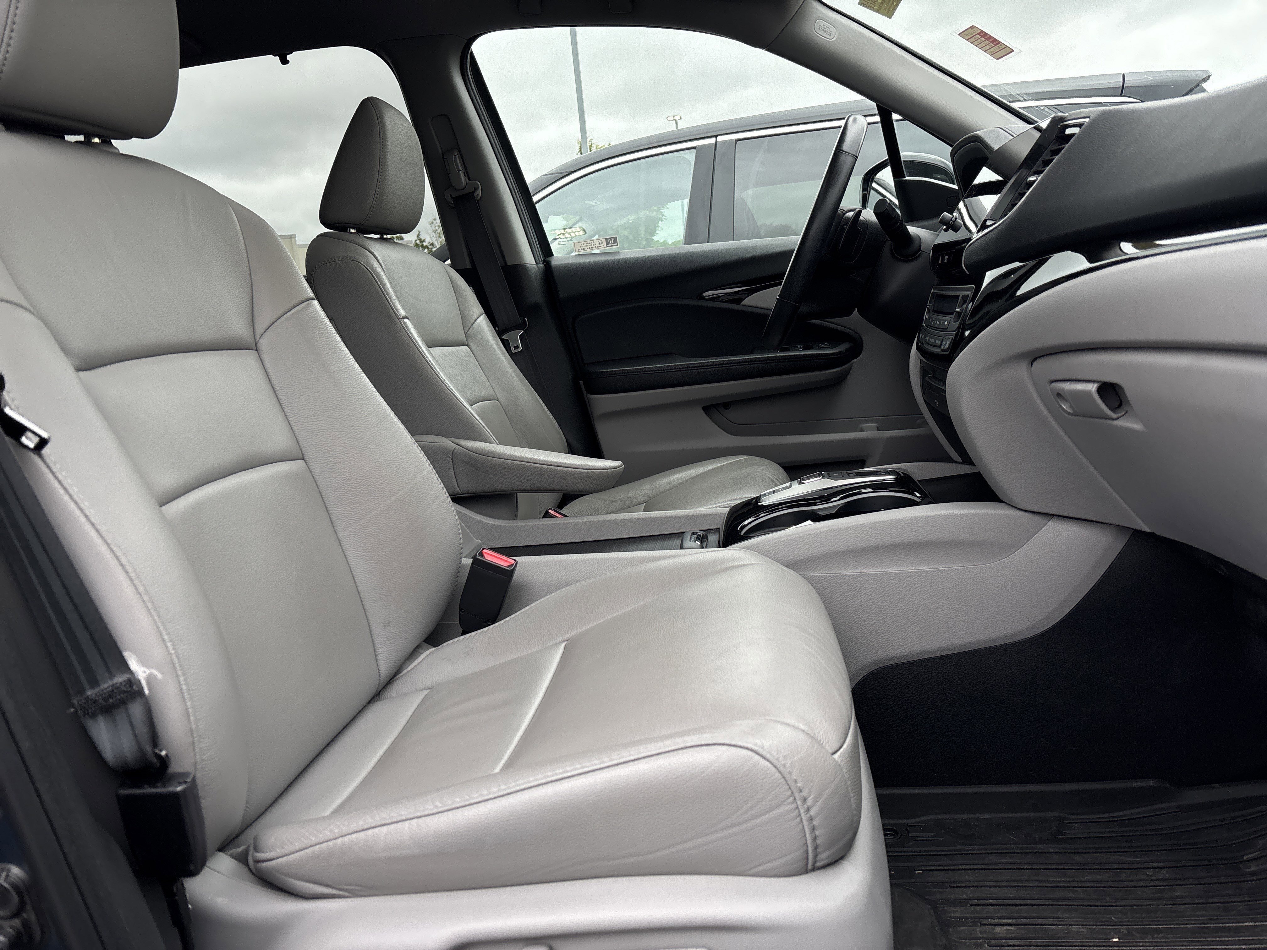 Used 2021 Honda Pilot Touring image 27