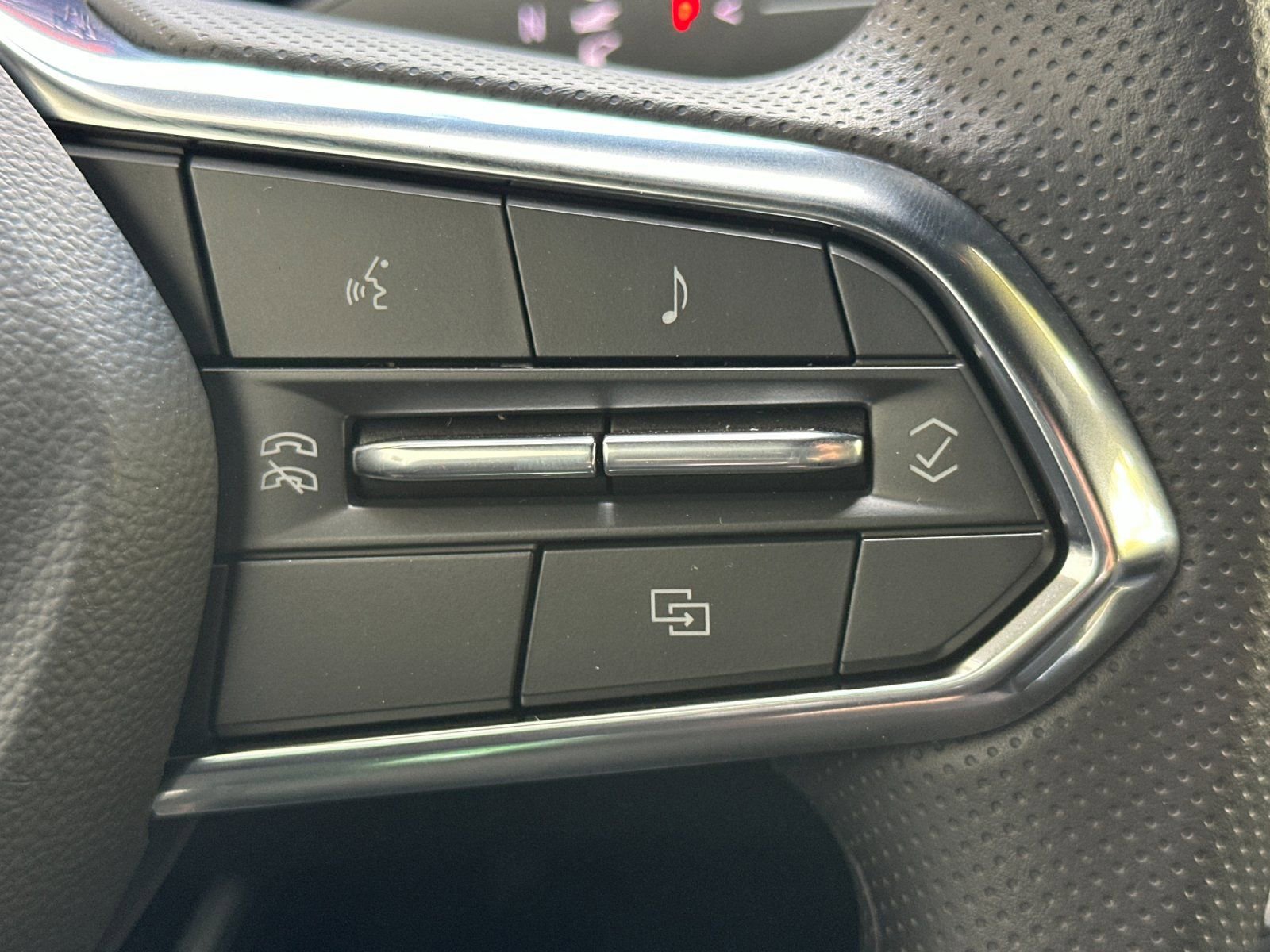 Used 2026 Chevrolet Blazer EV LT image 29