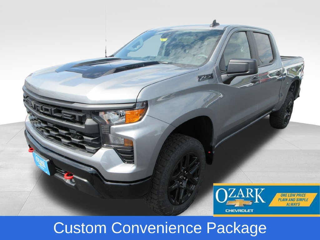 New 2026 Chevrolet Silverado 1500 Custom Trail Boss w/ LPO, Dark Essentials Package
