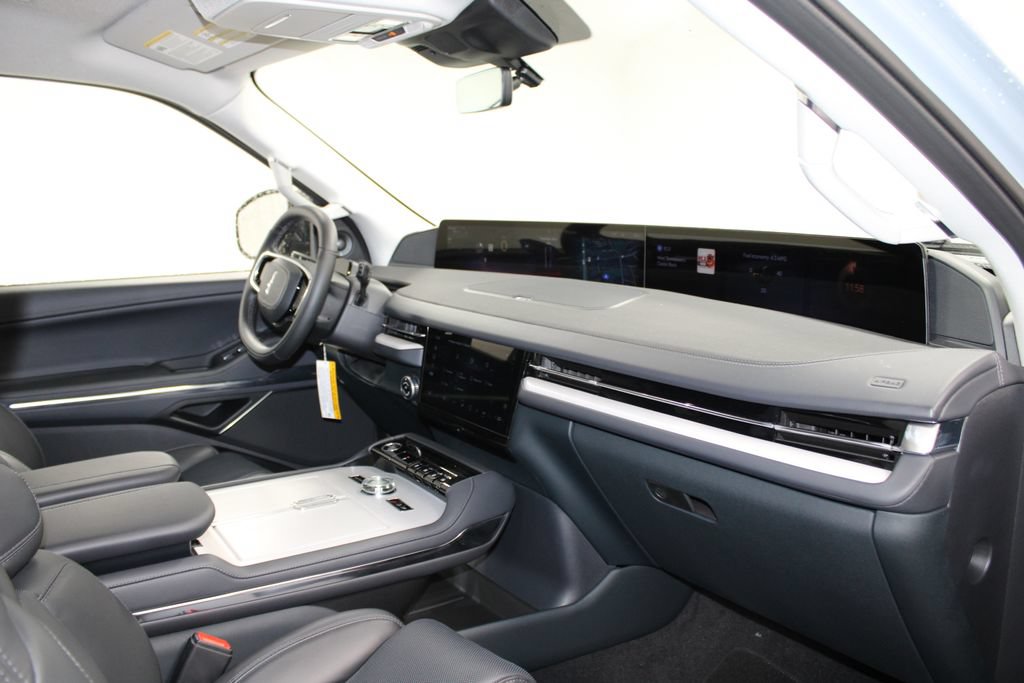 New 2027 Lincoln Navigator Premiere RWD image 31