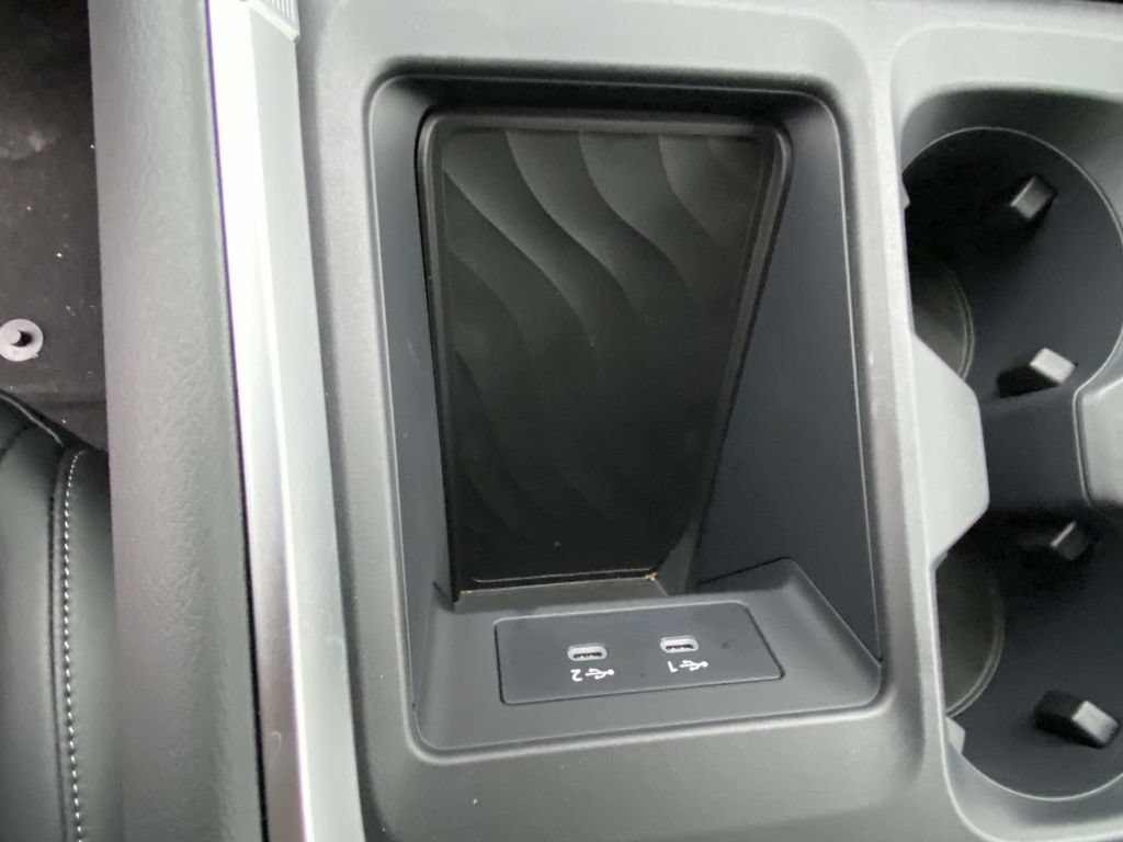 New 2026 Nissan Armada SV RWD image 17