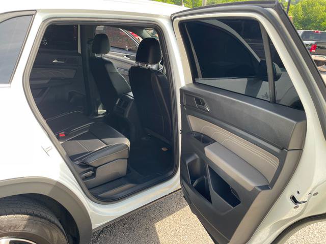 Used 2022 Volkswagen Atlas Cross Sport SE AWD/4WD image 23