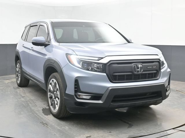 Used 2025 Honda Passport EX-L image 2