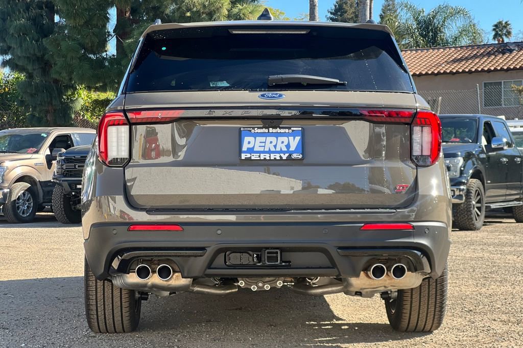 New 2026 Ford Explorer ST w/ Sun And Sound Package image 6