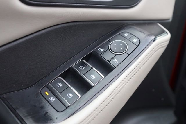 Used 2023 Nissan Rogue SV image 22