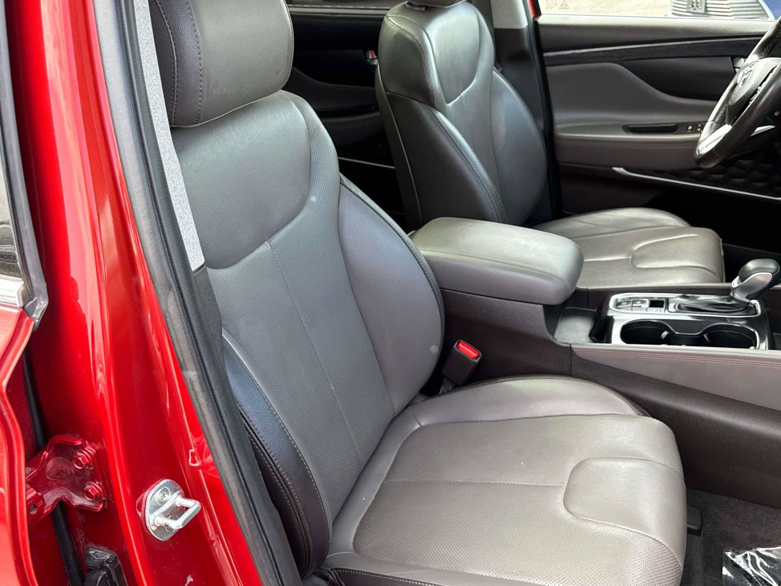 Used 2020 Hyundai Santa Fe Limited AWD/4WD image 17