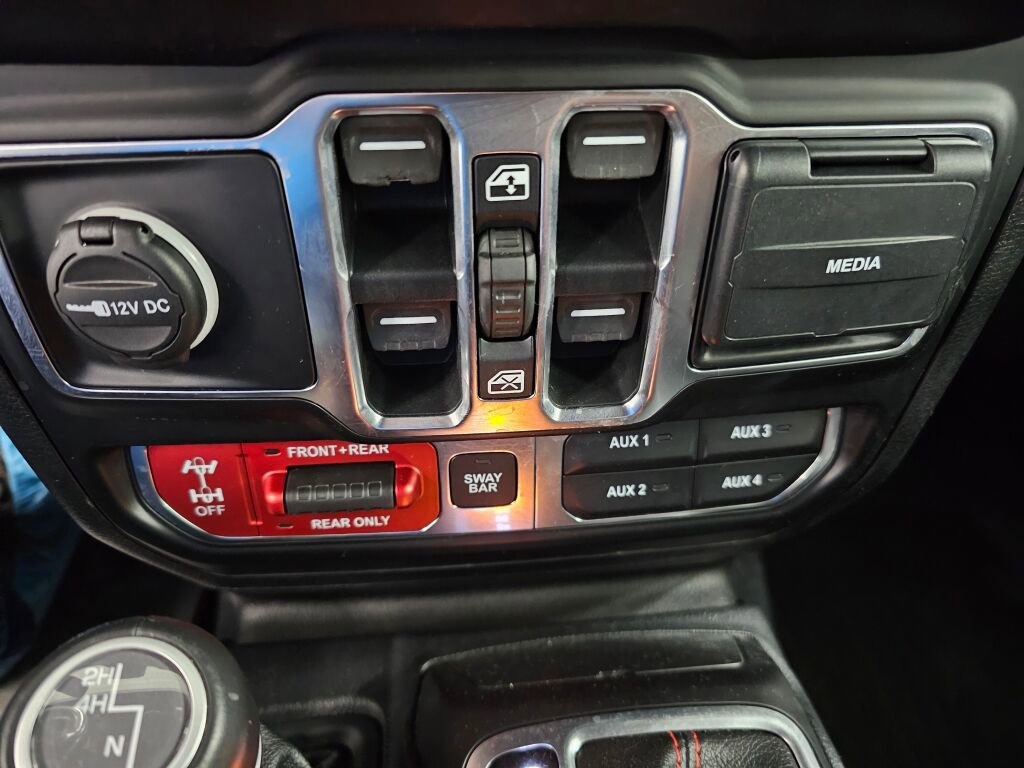 Used 2020 Jeep Wrangler Unlimited Rubicon AWD/4WD image 25