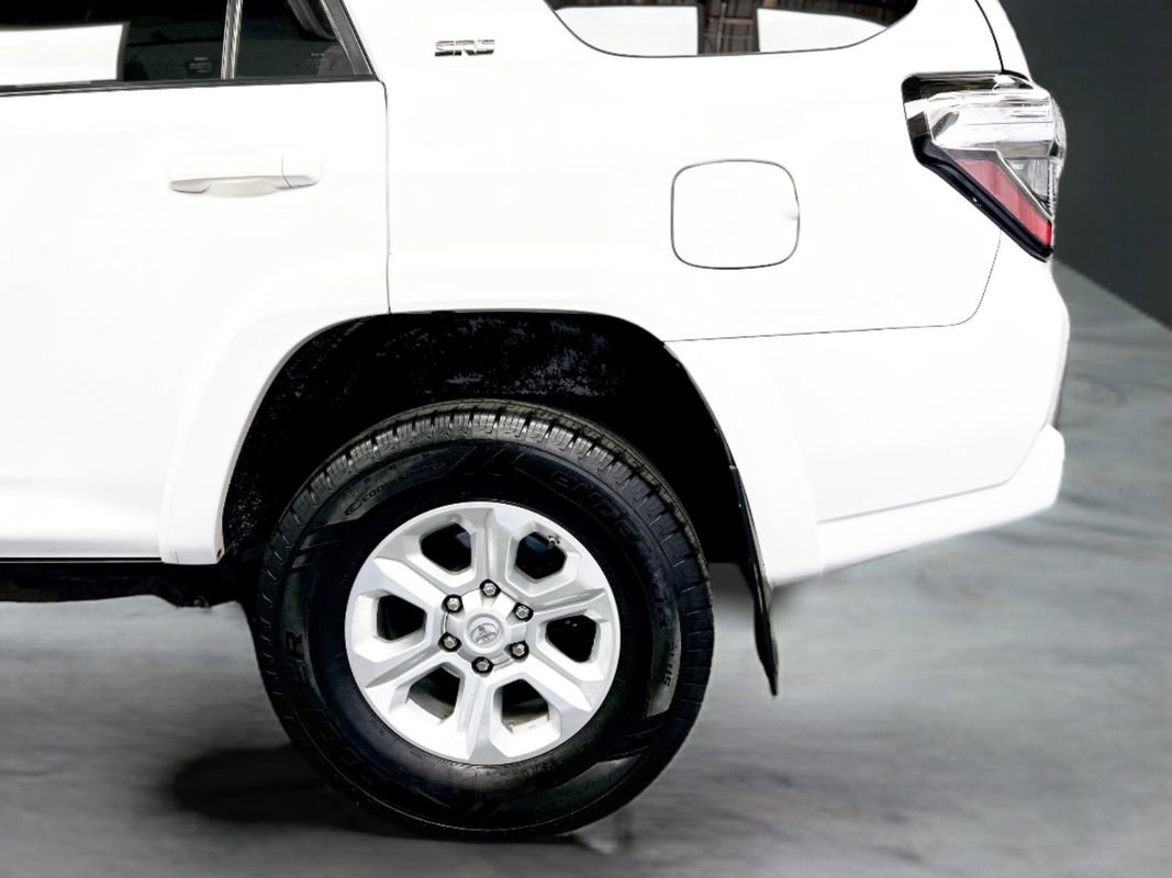 Used 2017 Toyota 4Runner SR5 image 41