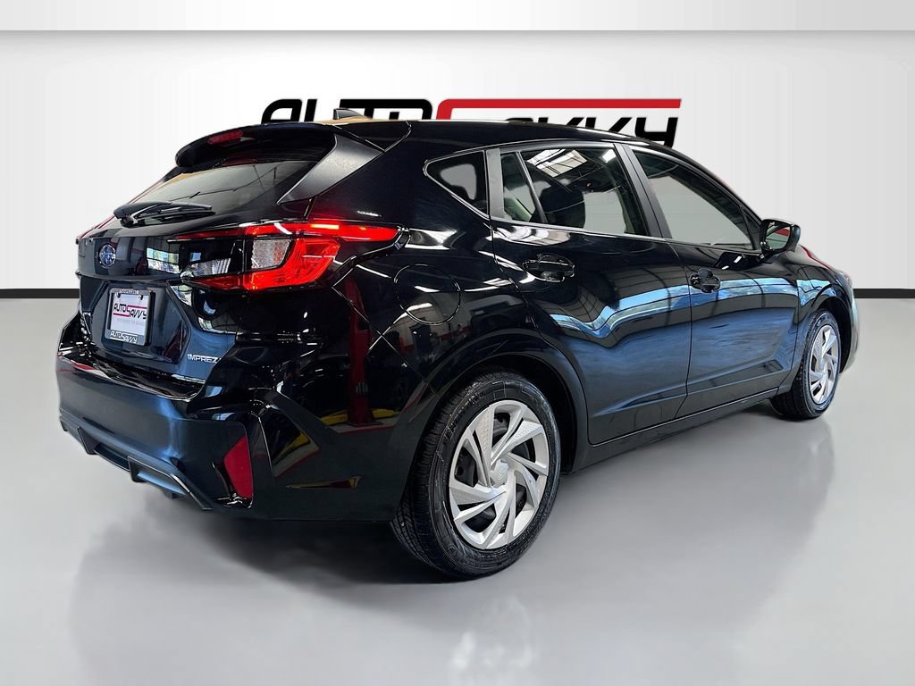Used 2025 Subaru Impreza 2.0i AWD/4WD image 7