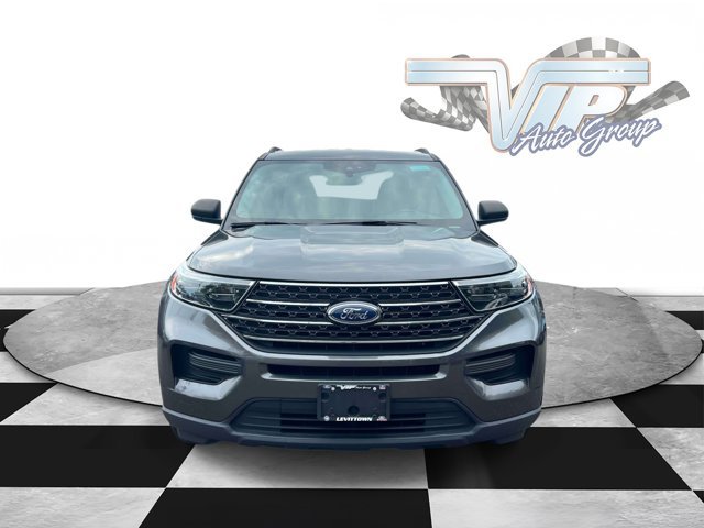 Used 2020 Ford Explorer XLT w/ Comfort Package AWD/4WD image 2