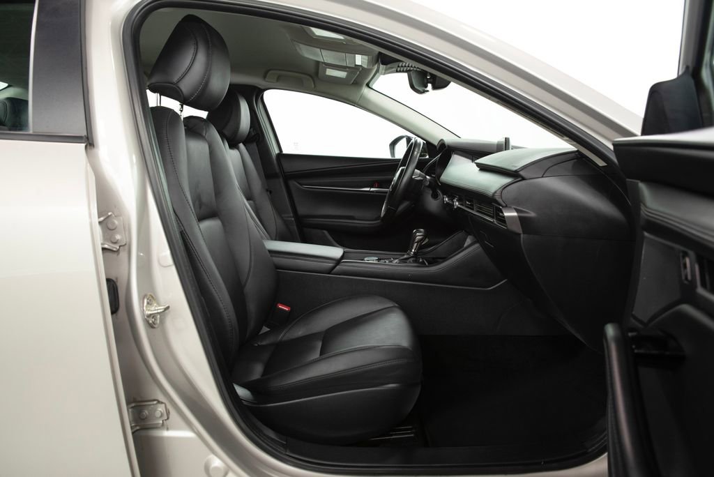 Used 2024 MAZDA MAZDA3 s image 15
