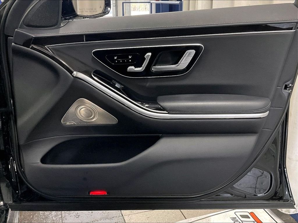 Used 2022 Mercedes-Benz S 500 4MATIC image 12