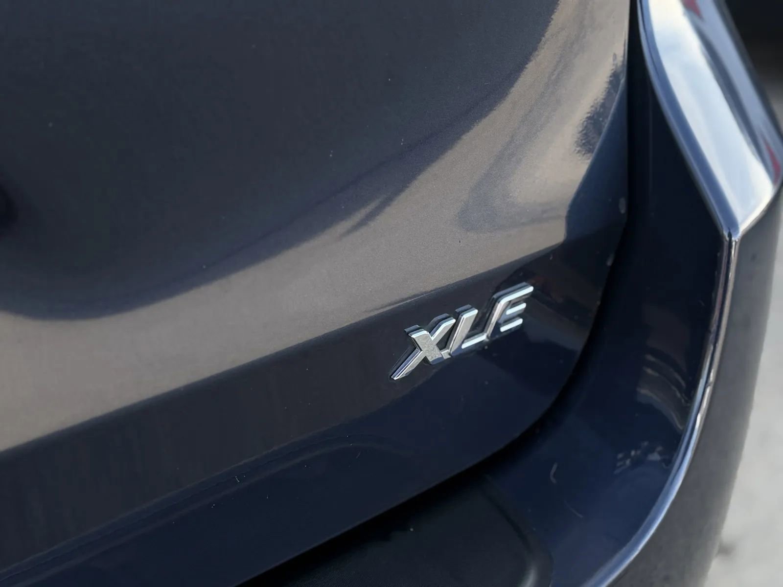 Used 2019 Toyota Sienna XLE FWD image 48